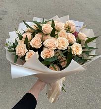 Букет Кремовые розы Латте в Богатых Сабах